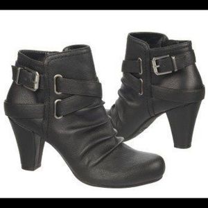 Fergalicious black booties, 9M